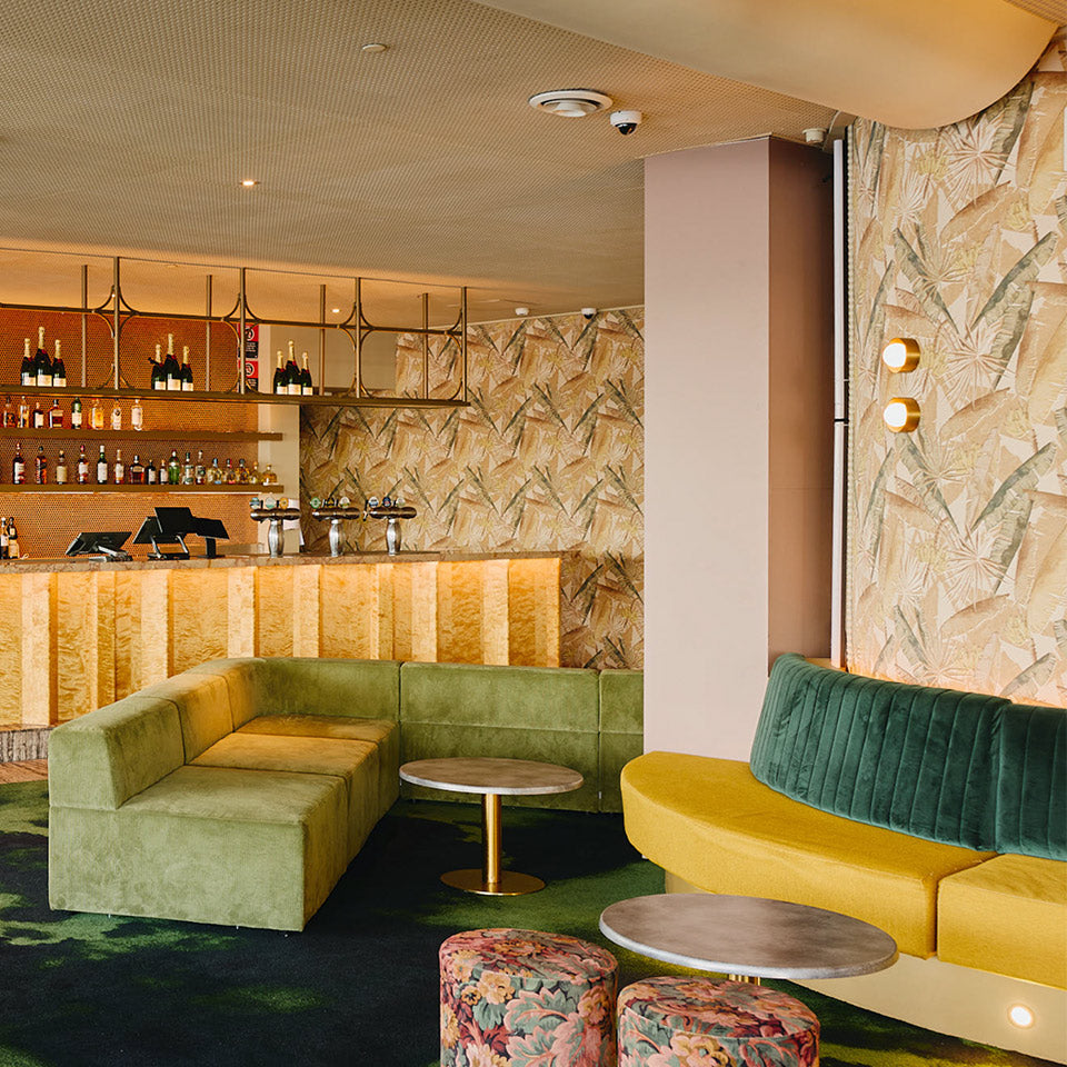 Commercial vinyl wallcovering interior